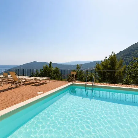In Con Piscina Ad * Alassio