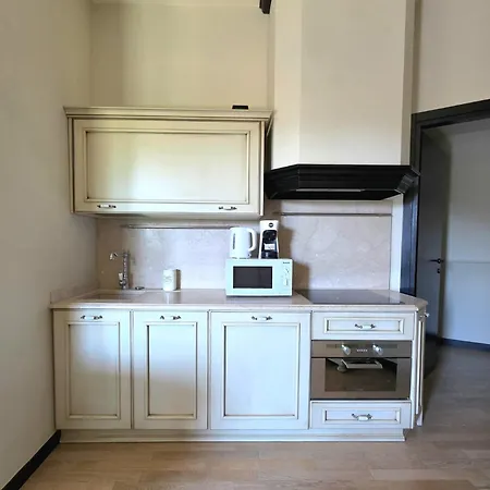Apartment In Con Piscina Ad