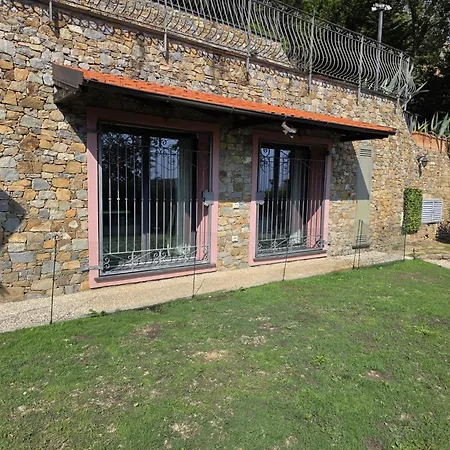 Apartment In Con Piscina Ad